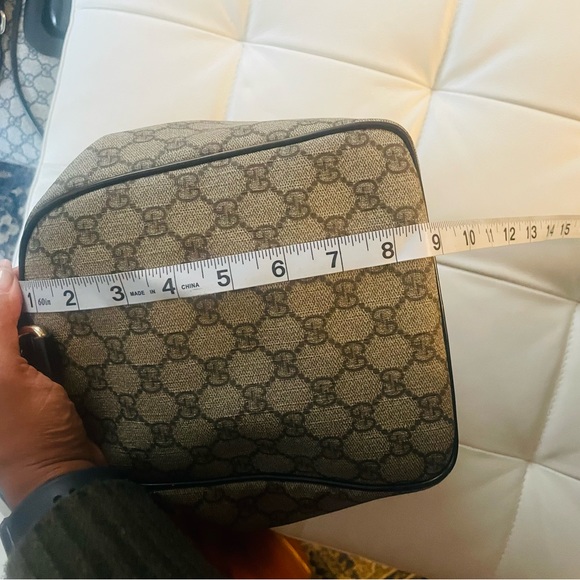 Authentic Gucci Monogram Joy Boston Satchel Bag. Beige and Brown. Code: 193603 - Picture 10 of 14